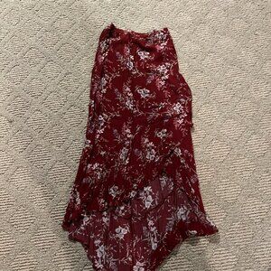 American Eagle Size S Red Flower Skirt Asymmetrical